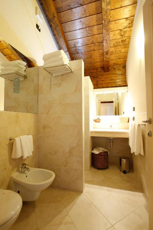 Albergo Della Ceramica Villanova Mondovì Oda fotoğraf